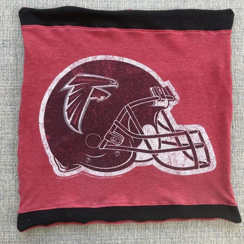 Atlanta Falcons NFL Football handmade upcycled T-shirt 16x16 throw pillow cover